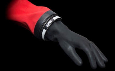 KUBI Fitted Dry Glove System
