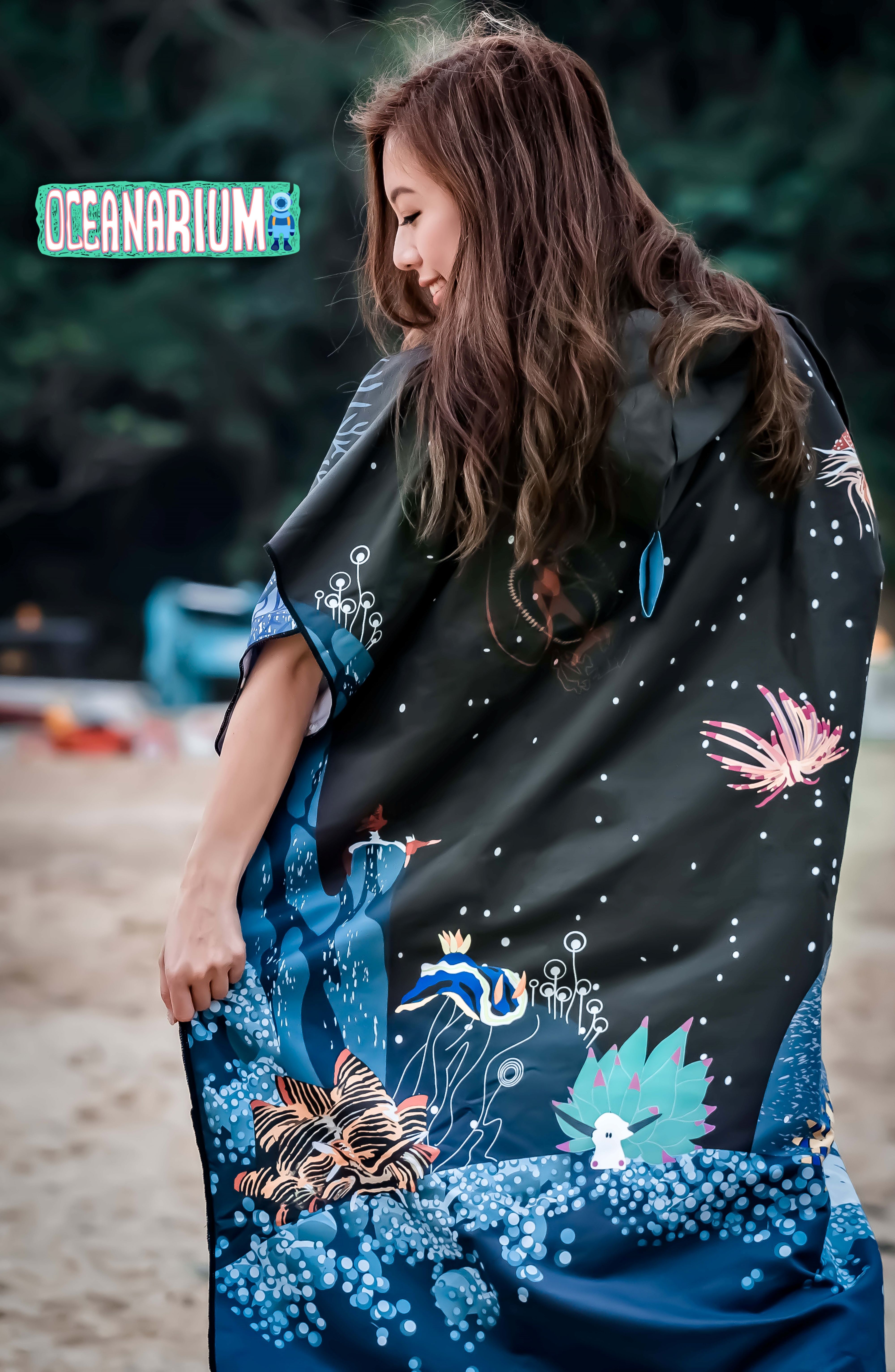 Oceanarium Nudibranch Cloak Towel (T18)