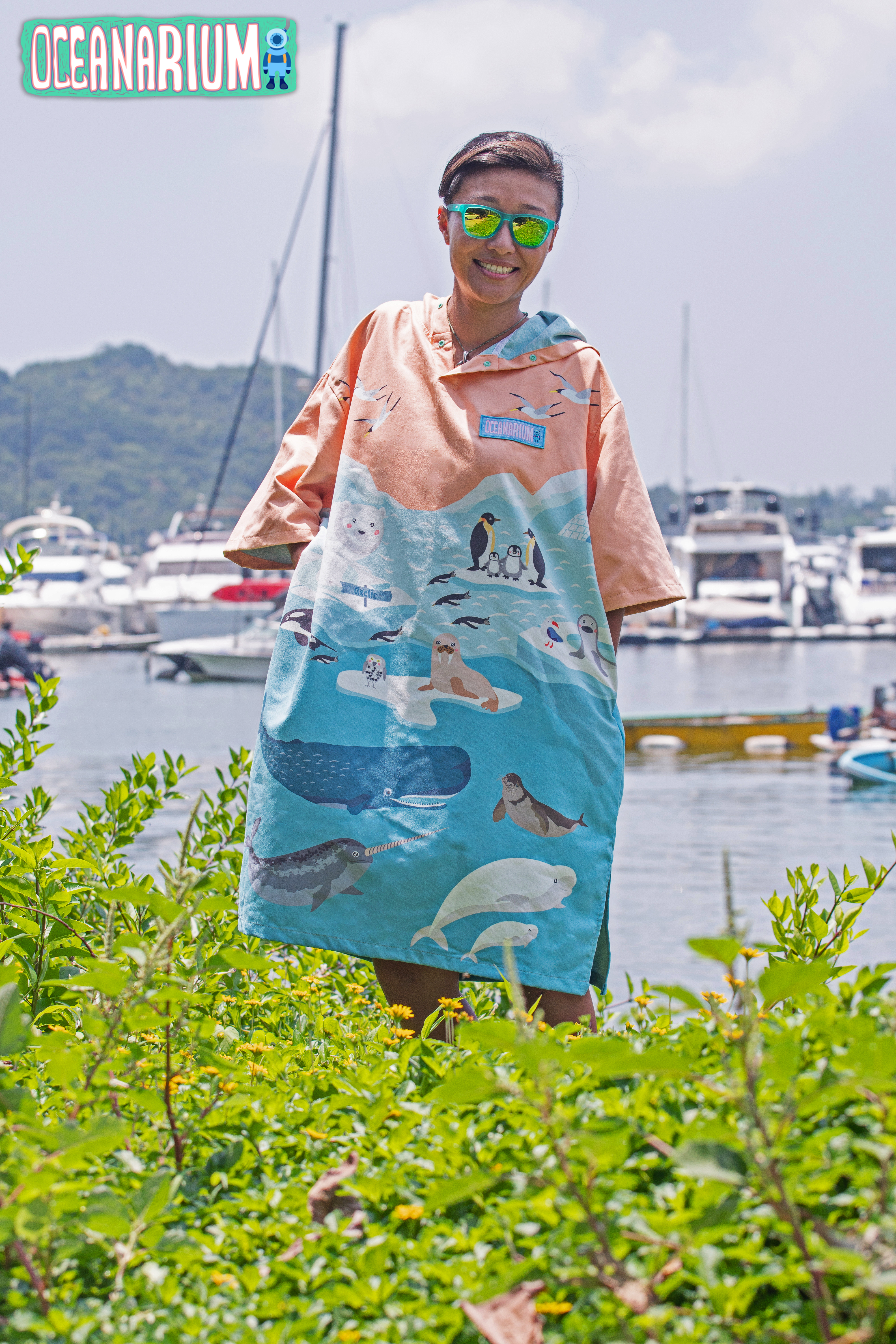 Oceanarium Arctic Life Cloak Towel (T20)